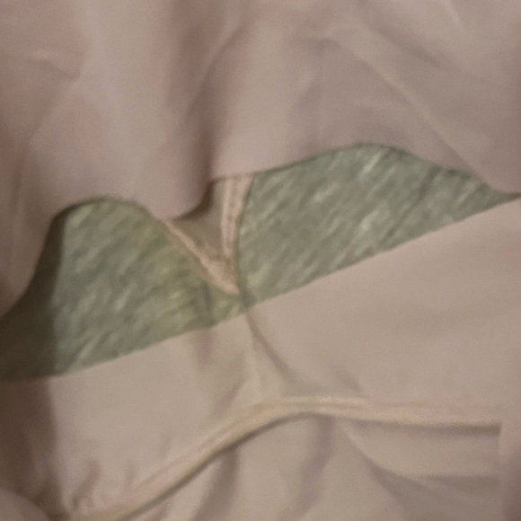 Seamless Nude Bra - Picture 3 of 4